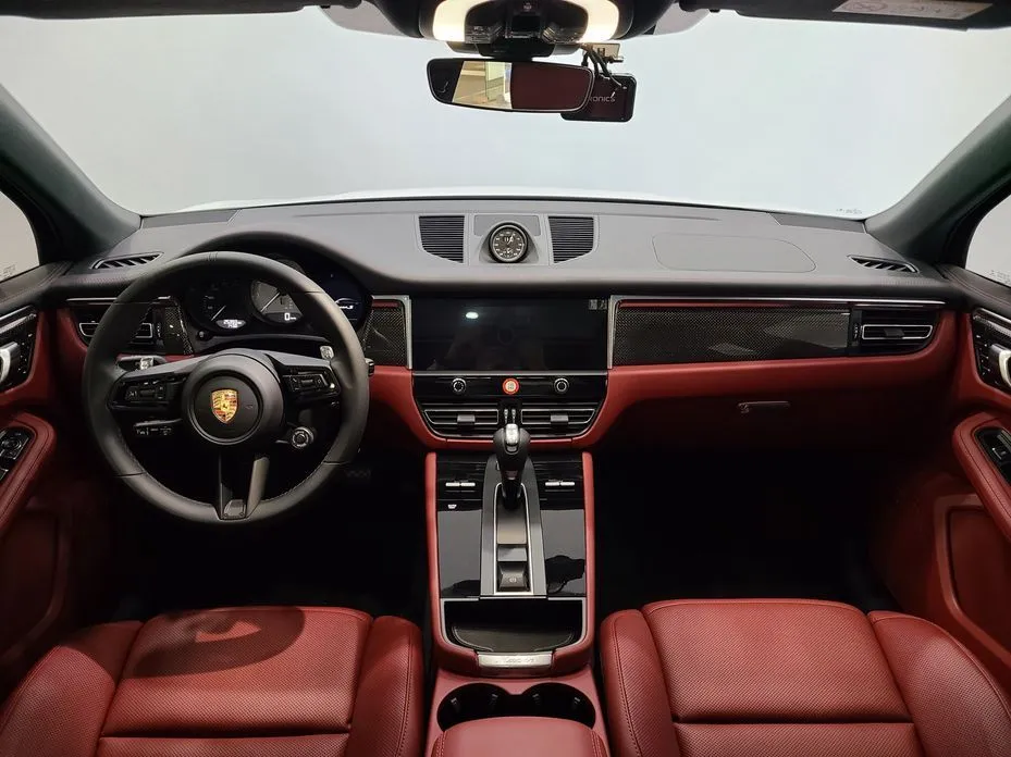 Porsche Macan 2023 из KR, фото 9