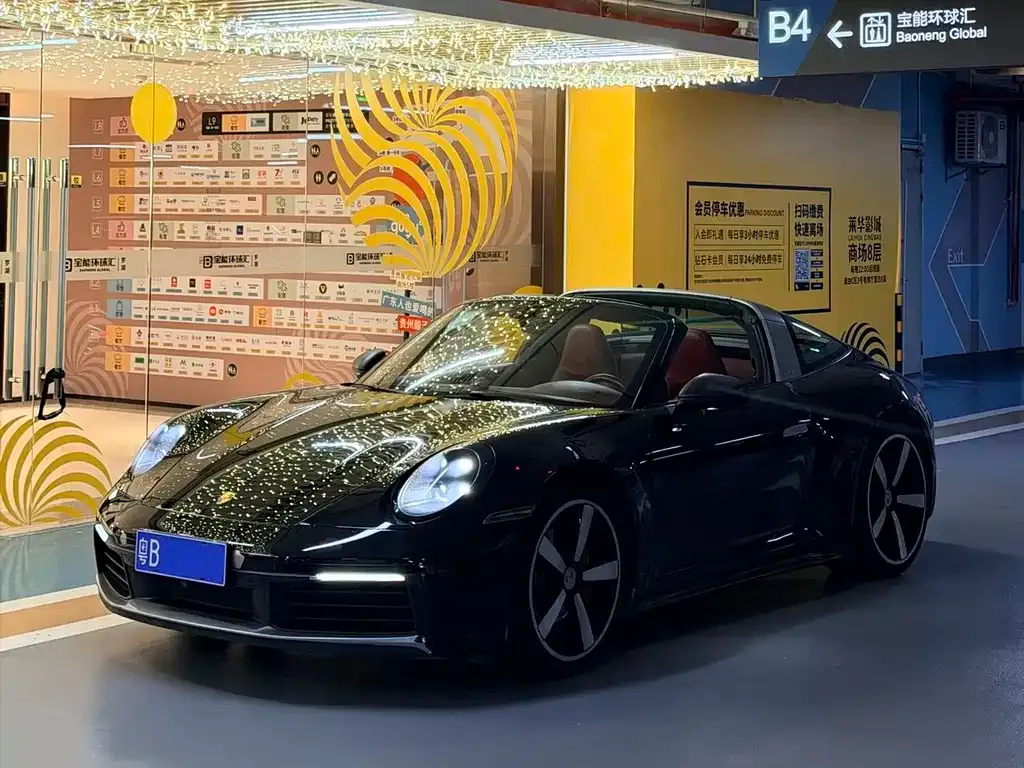 Porsche 911 2022 из CN, фото 1