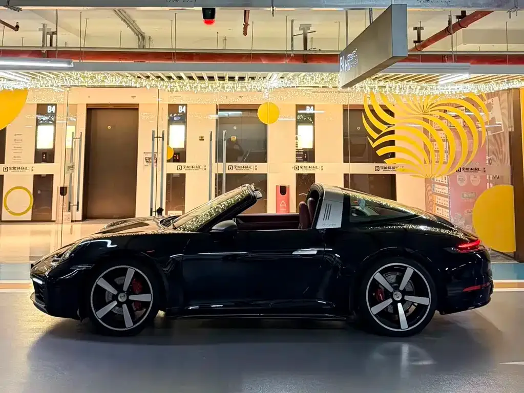 Porsche 911 2022 из CN, фото 4