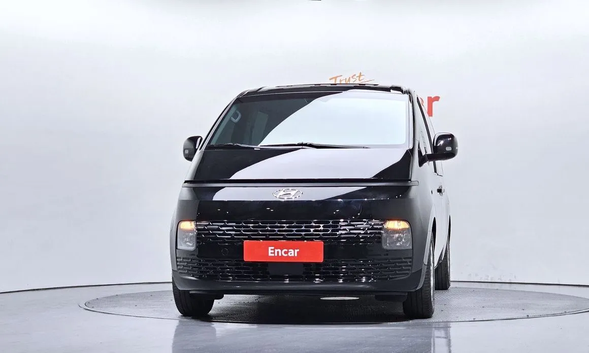 Hyundai Staria 2023 из KR, фото 2