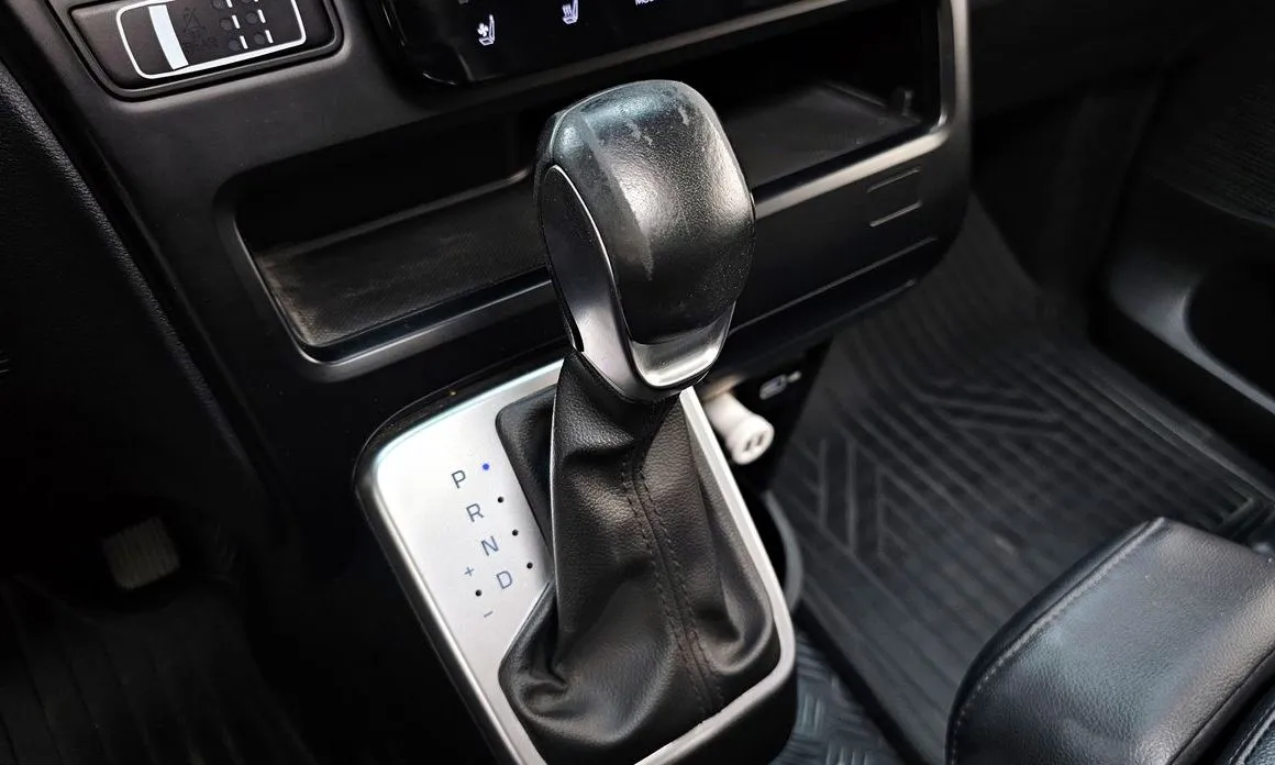 Hyundai Staria 2023 из KR, фото 4