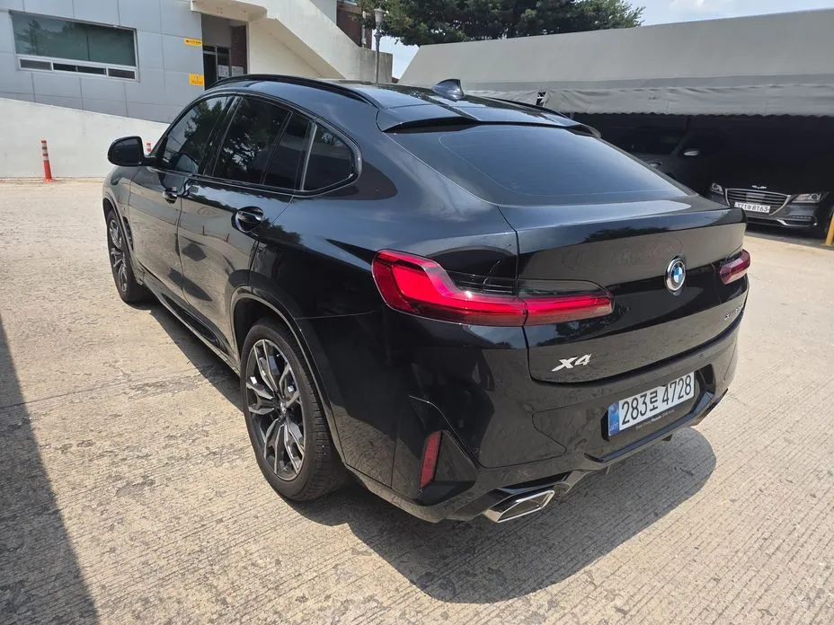 BMW X4 — фото 8