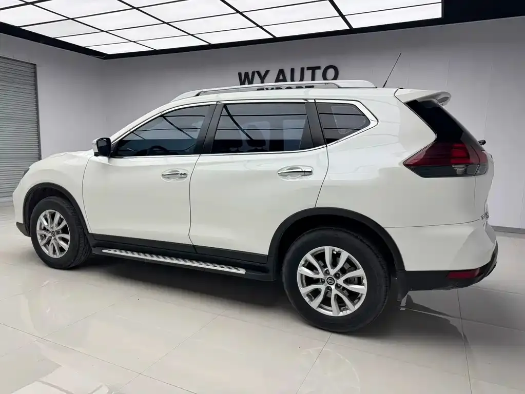 Nissan X-Trail — фото 10