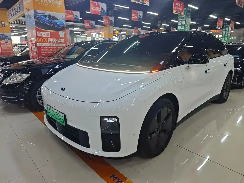 Li Auto i6