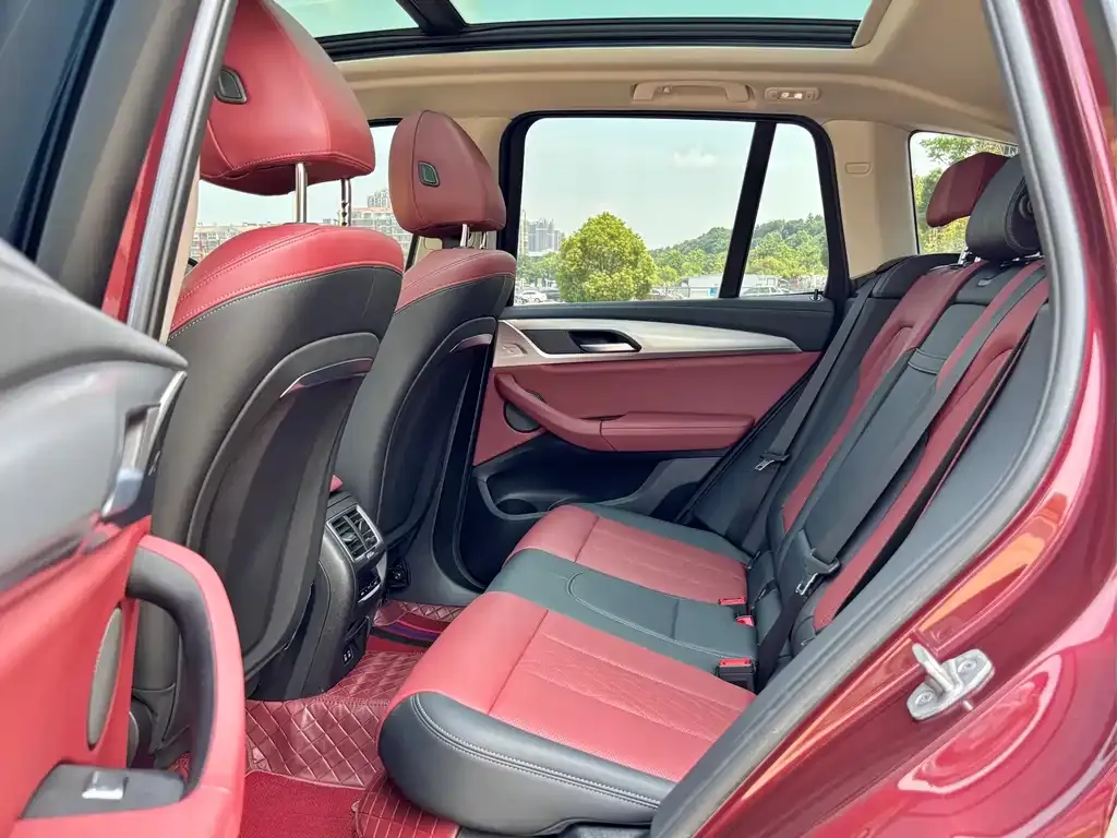 BMW iX3 2023 из CN, фото 4