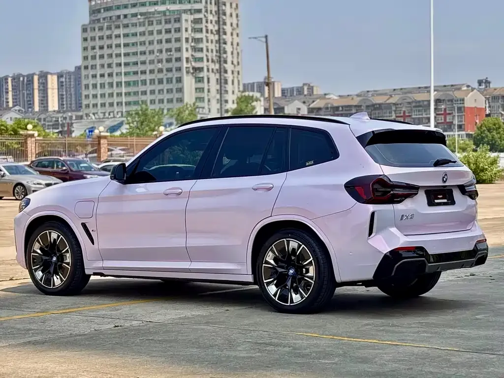BMW iX3 2023 из CN, фото 2