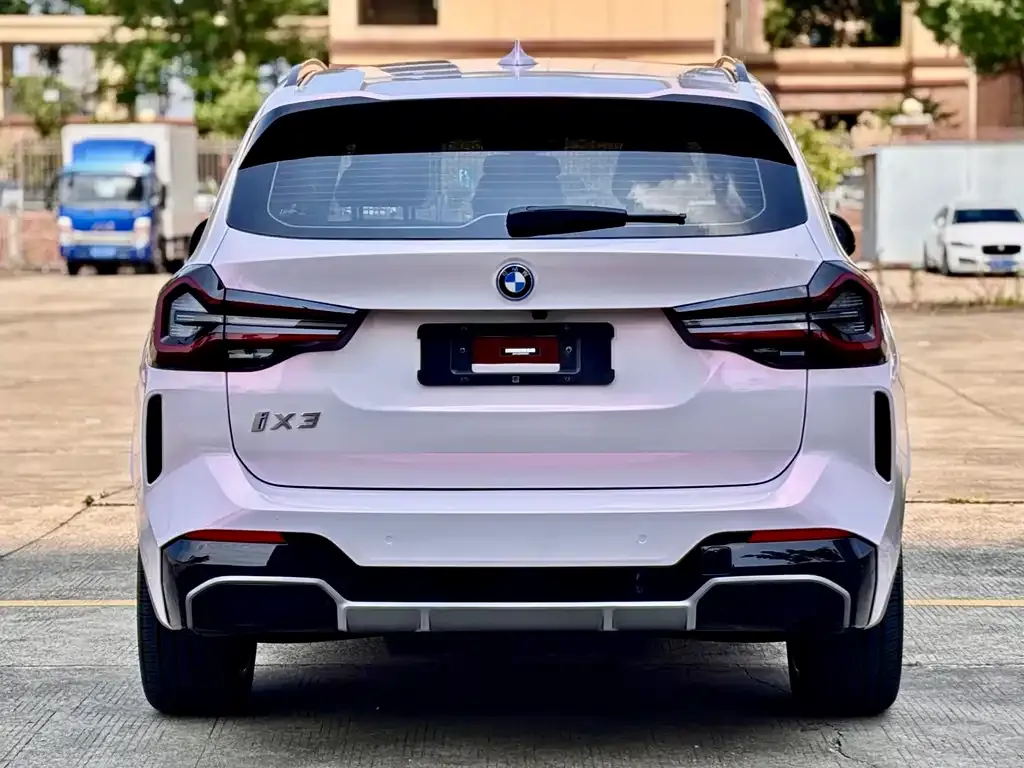 BMW iX3 2023 из CN, фото 6