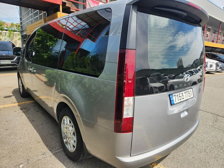 Hyundai Staria 2023 из KR, фото 10