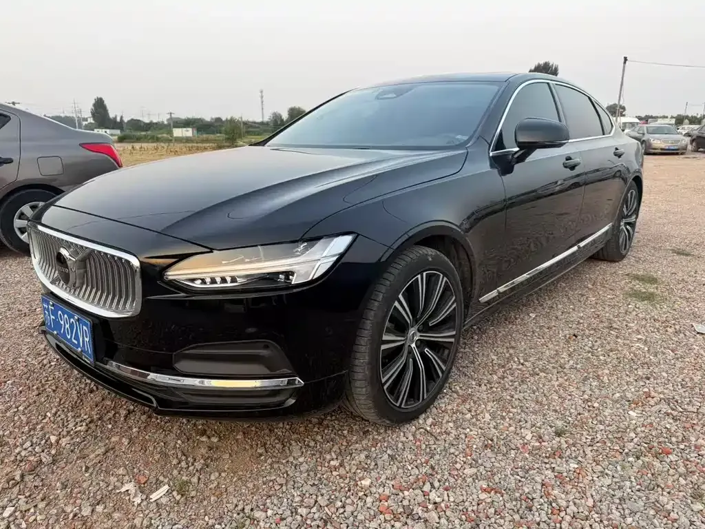 Volvo S90 — фото 8