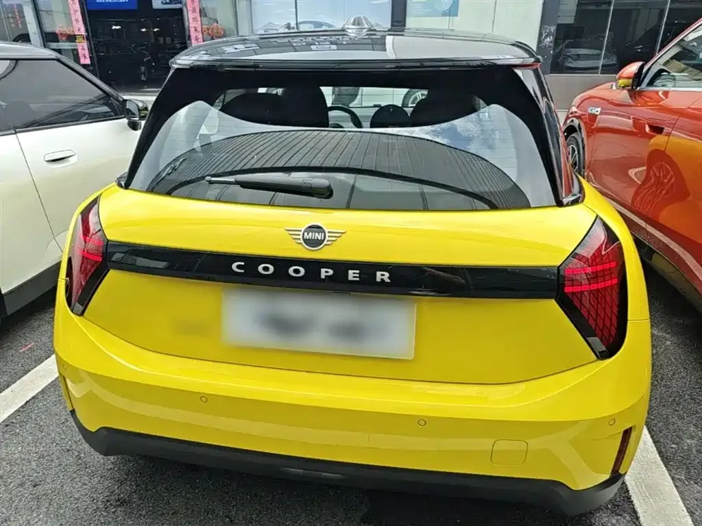 MINI Cooper EV 2024 из CN, фото 9