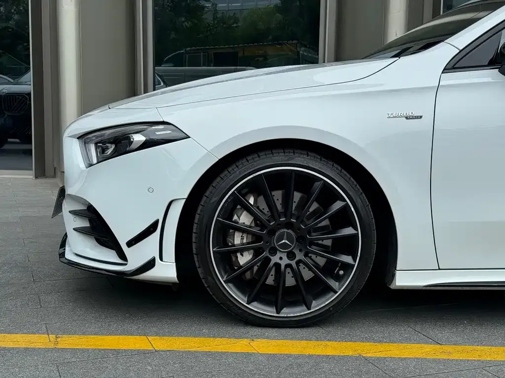 Mercedes-Benz A-Class AMG — фото 4