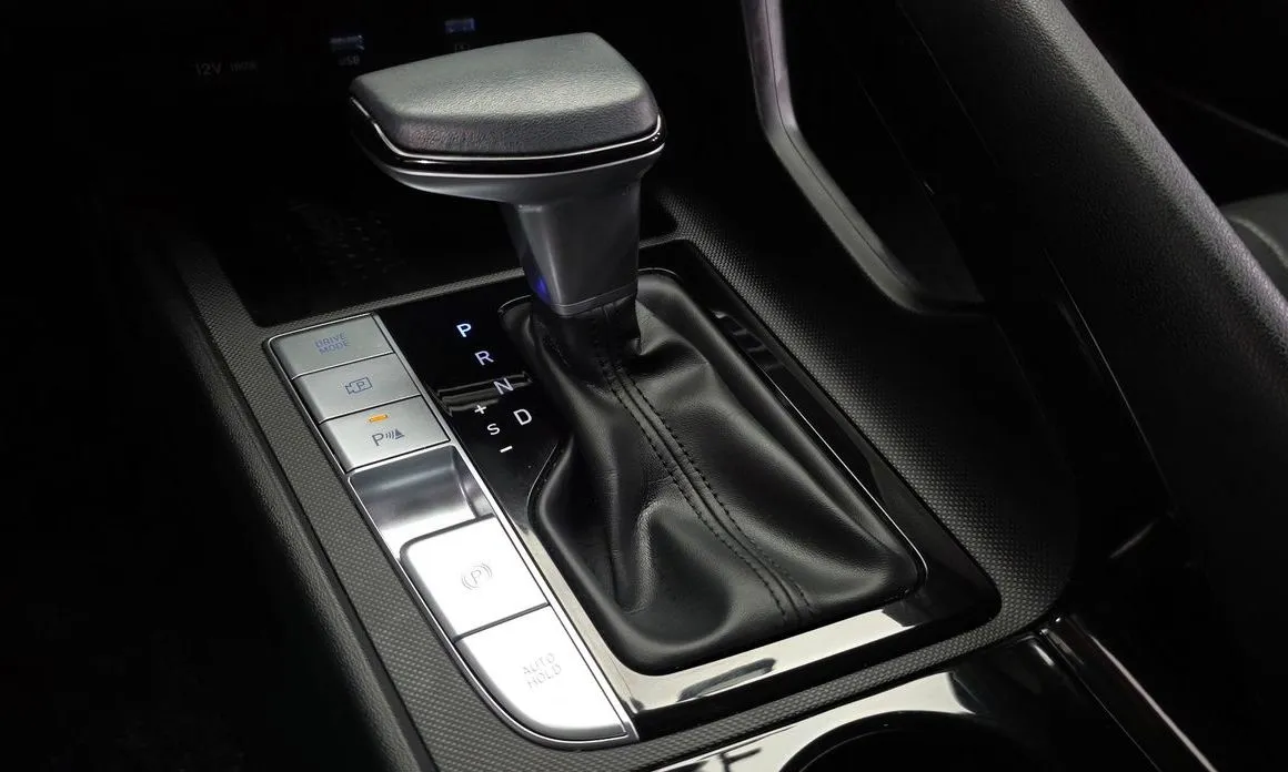 Hyundai AVANTE 2022 из KR, фото 4