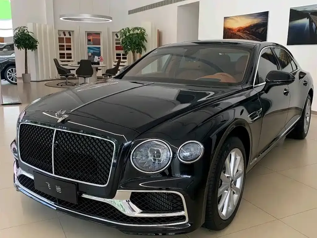 Bentley Flying Spur — фото 1