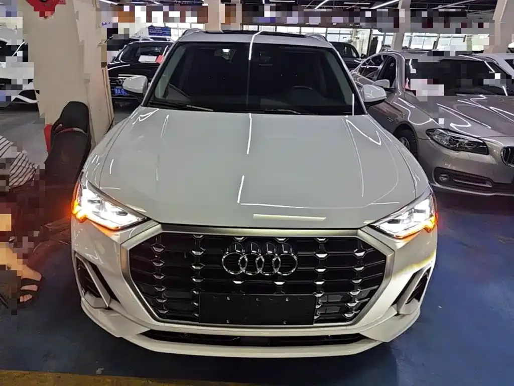 Audi Q3 2021 из CN, фото 7