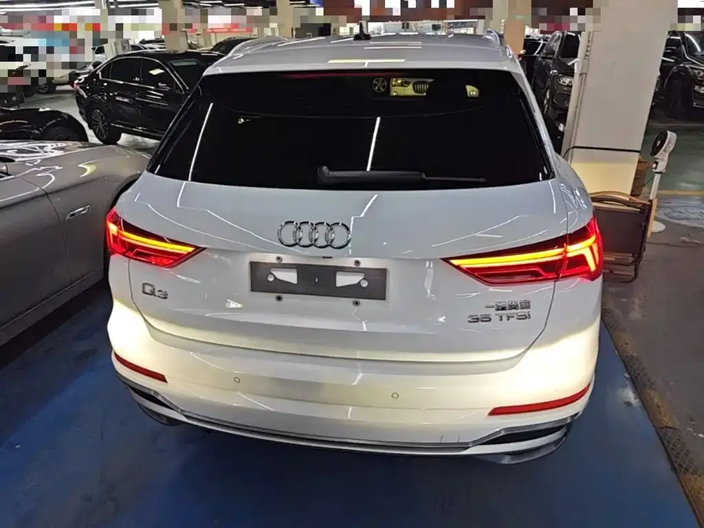 Audi Q3 2021 из CN, фото 3