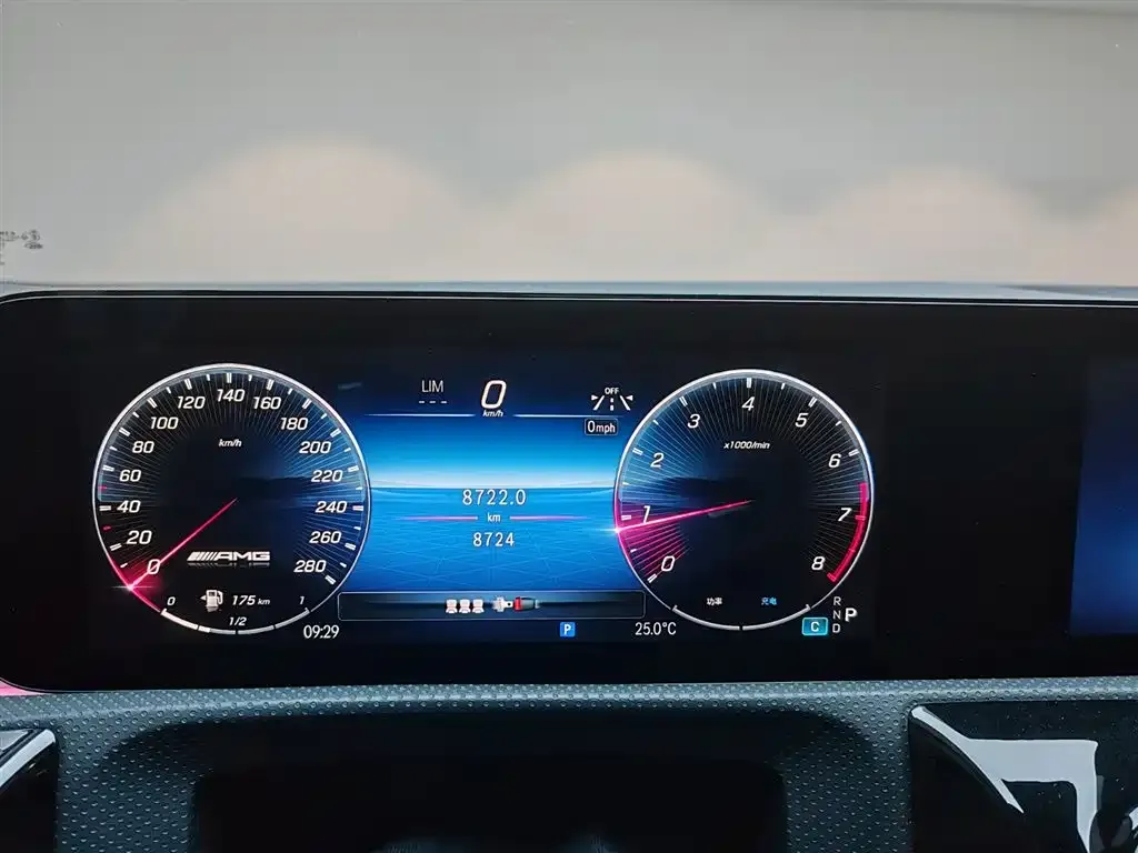 Mercedes-Benz A-Class AMG — фото 3