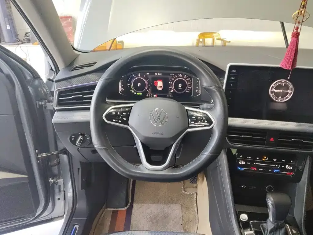 Volkswagen 途观L插电混动 — фото 10