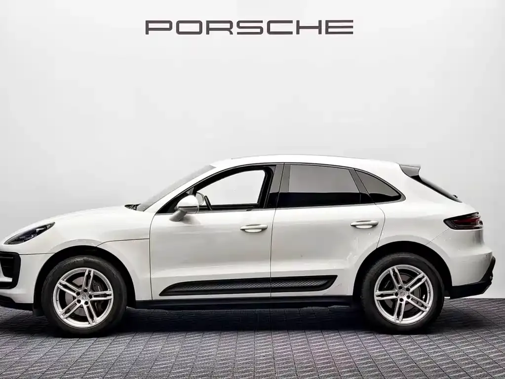 Porsche Macan — фото 6