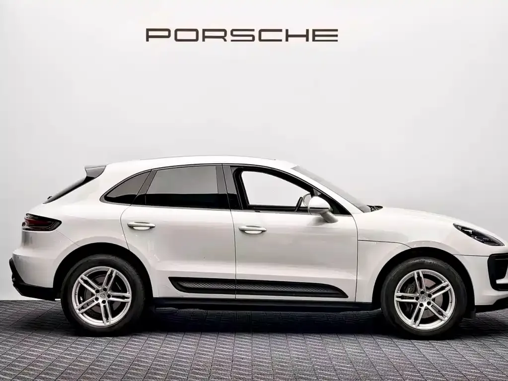 Porsche Macan — фото 8