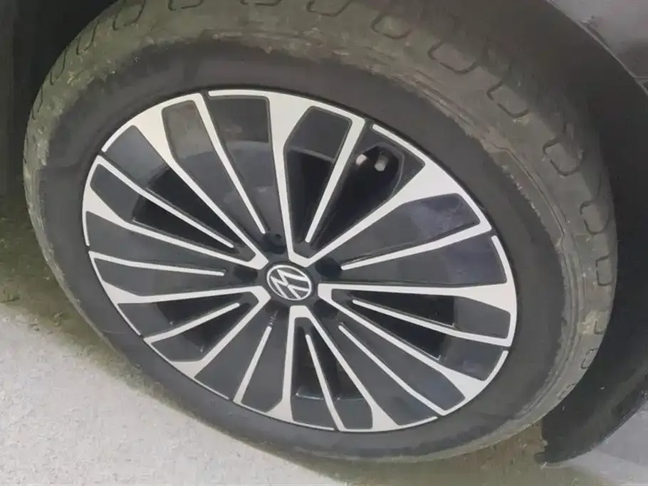 Volkswagen Magotan 2025 из CN, фото 3
