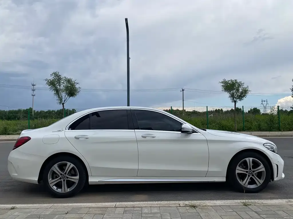 Mercedes-Benz C-Class — фото 2