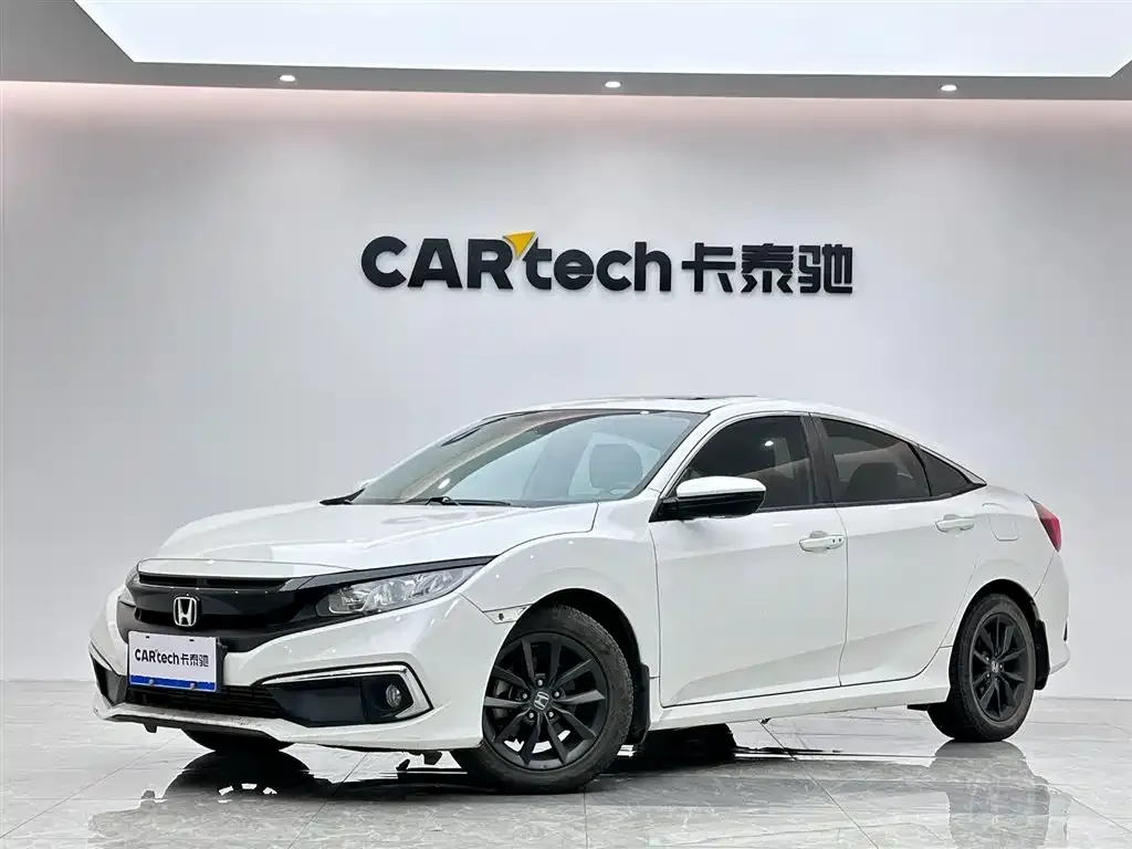 Honda Civic — фото 1