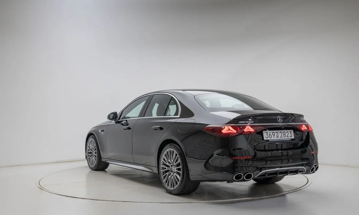 Mercedes-Benz E-Class 2025 из KR, фото 3