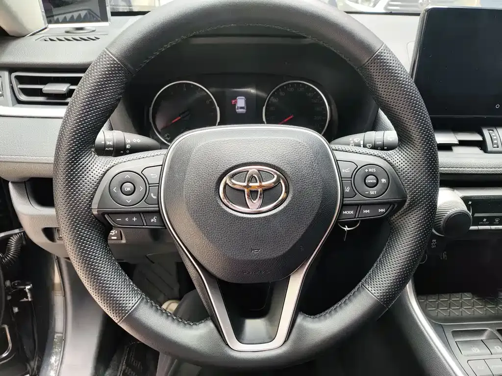 Toyota RAV4 2024 из CN, фото 6