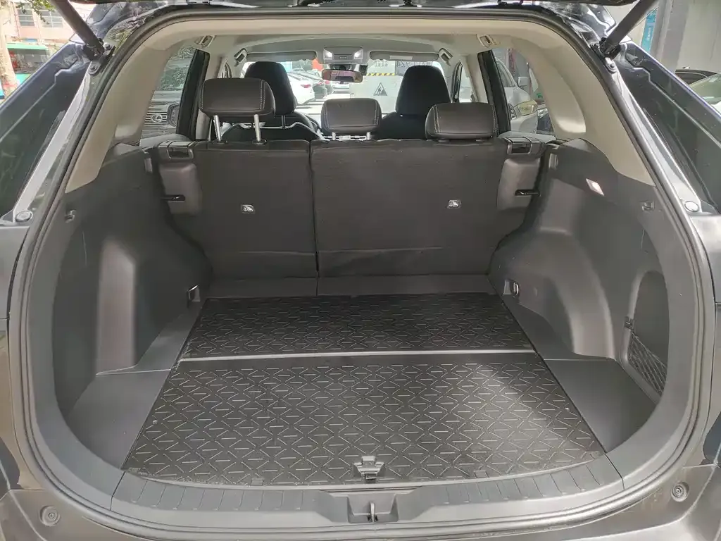 Toyota RAV4 2024 из CN, фото 3