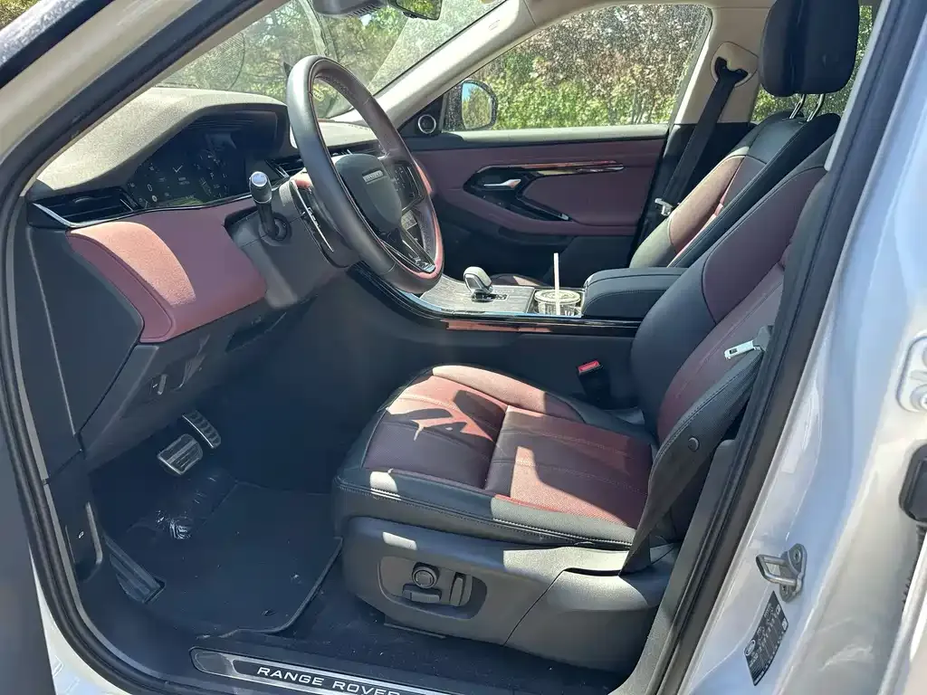 Land Rover Evoque — фото 8