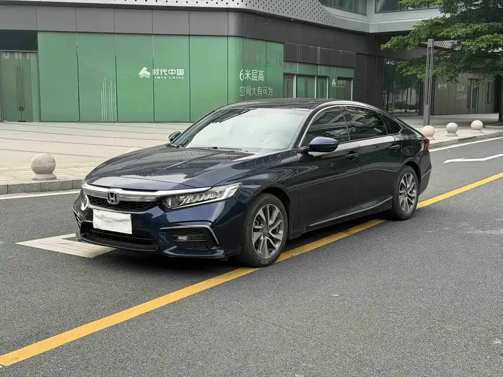 Honda Inspire — фото 1