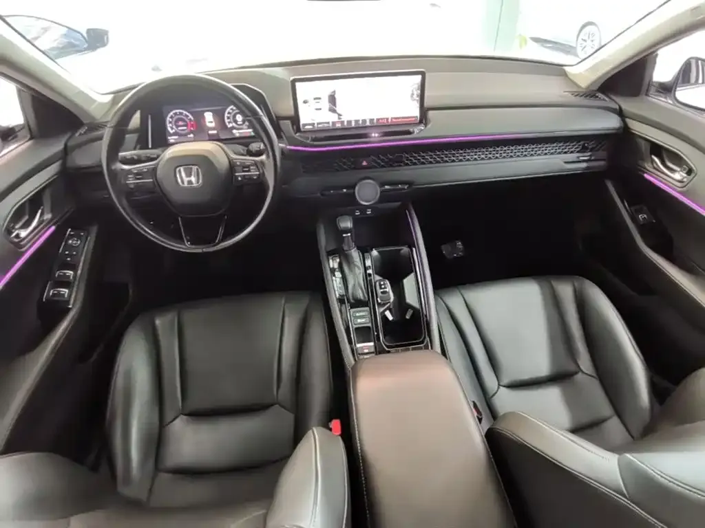 Honda Accord — фото 5