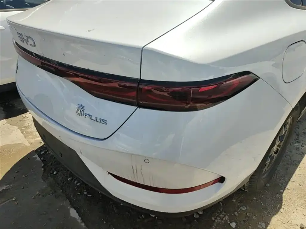 BYD Qin PLUS — фото 10