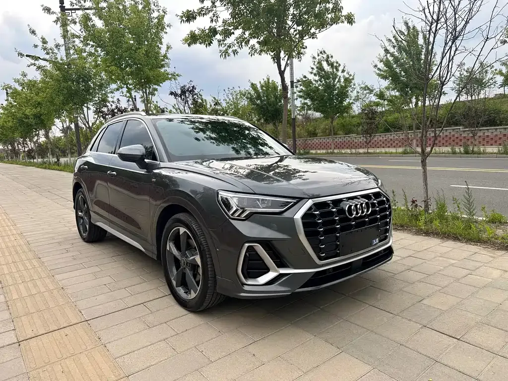 Audi Q3 — фото 5