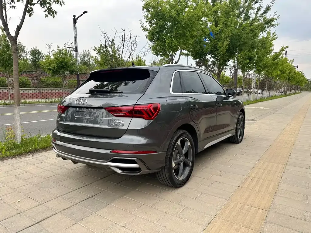 Audi Q3 — фото 9