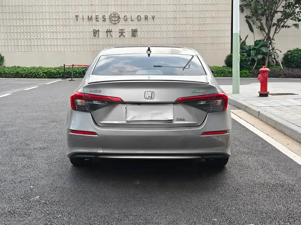Honda Civic — фото 10