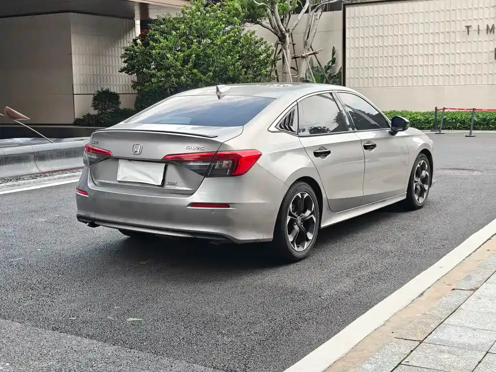Honda Civic — фото 9