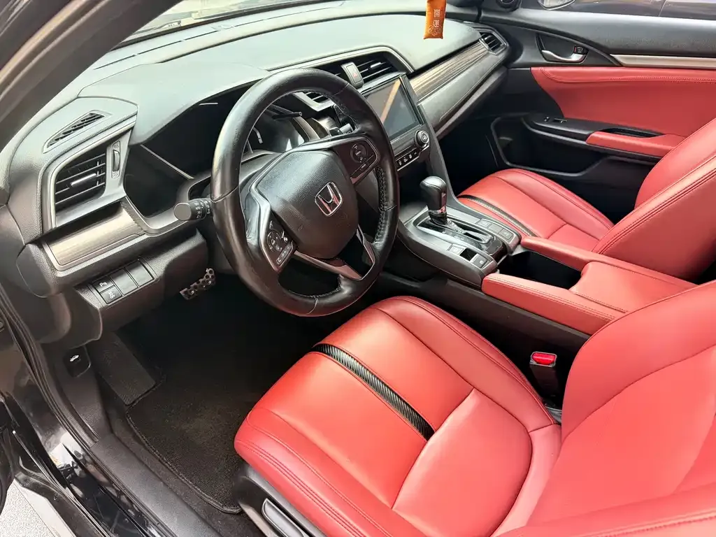 Honda Civic — фото 8