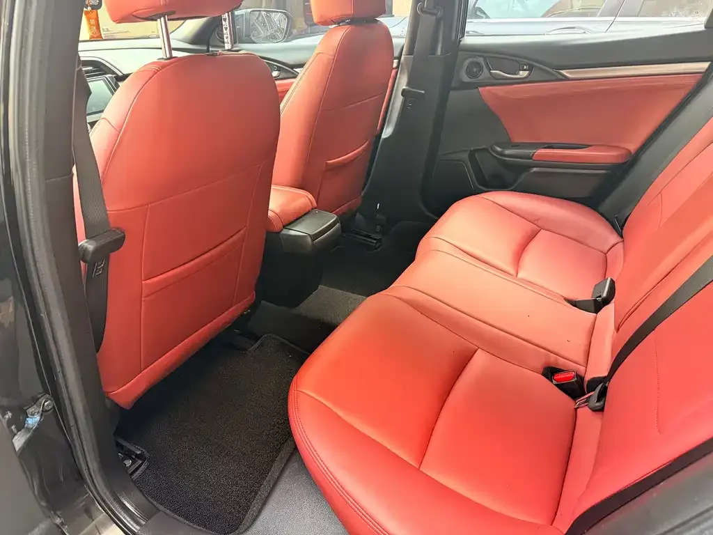 Honda Civic — фото 6