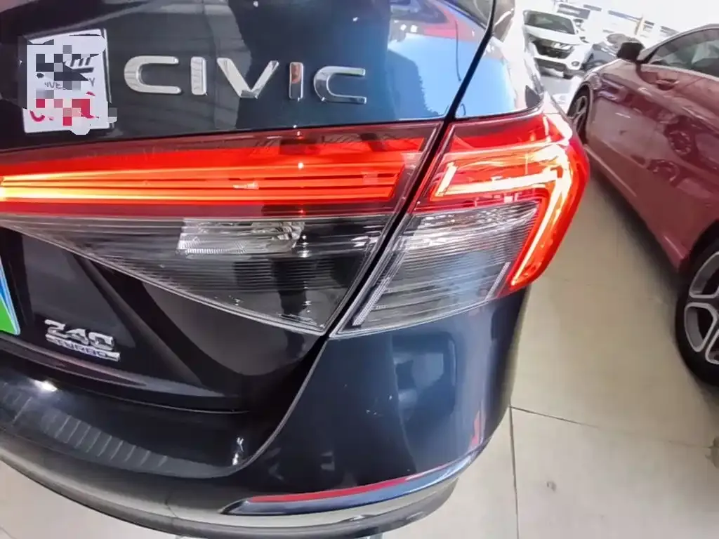 Honda Civic — фото 5