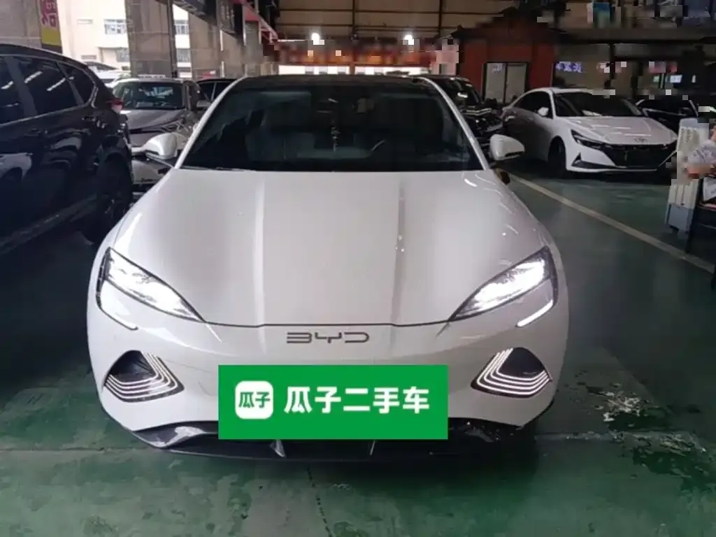 BYD Seal — фото 5
