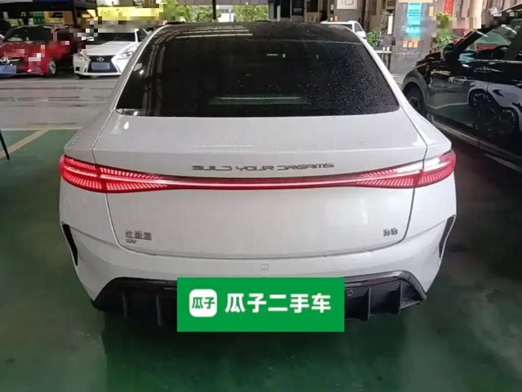 BYD Seal — фото 8
