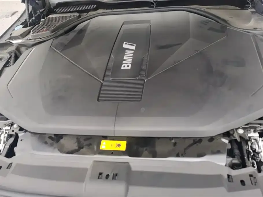 BMW i5 2024 из CN, фото 2