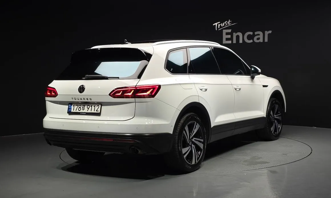Volkswagen Touareg 2022 из KR, фото 3