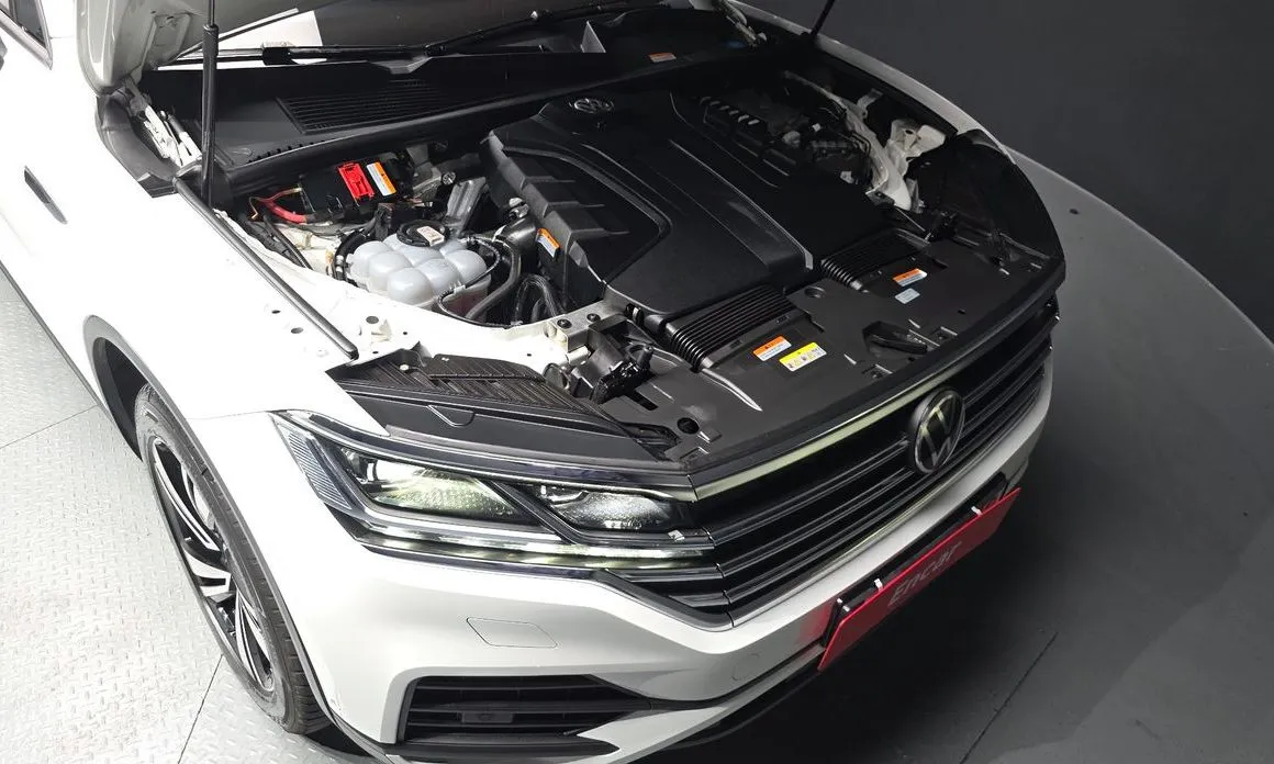 Volkswagen Touareg 2022 из KR, фото 9