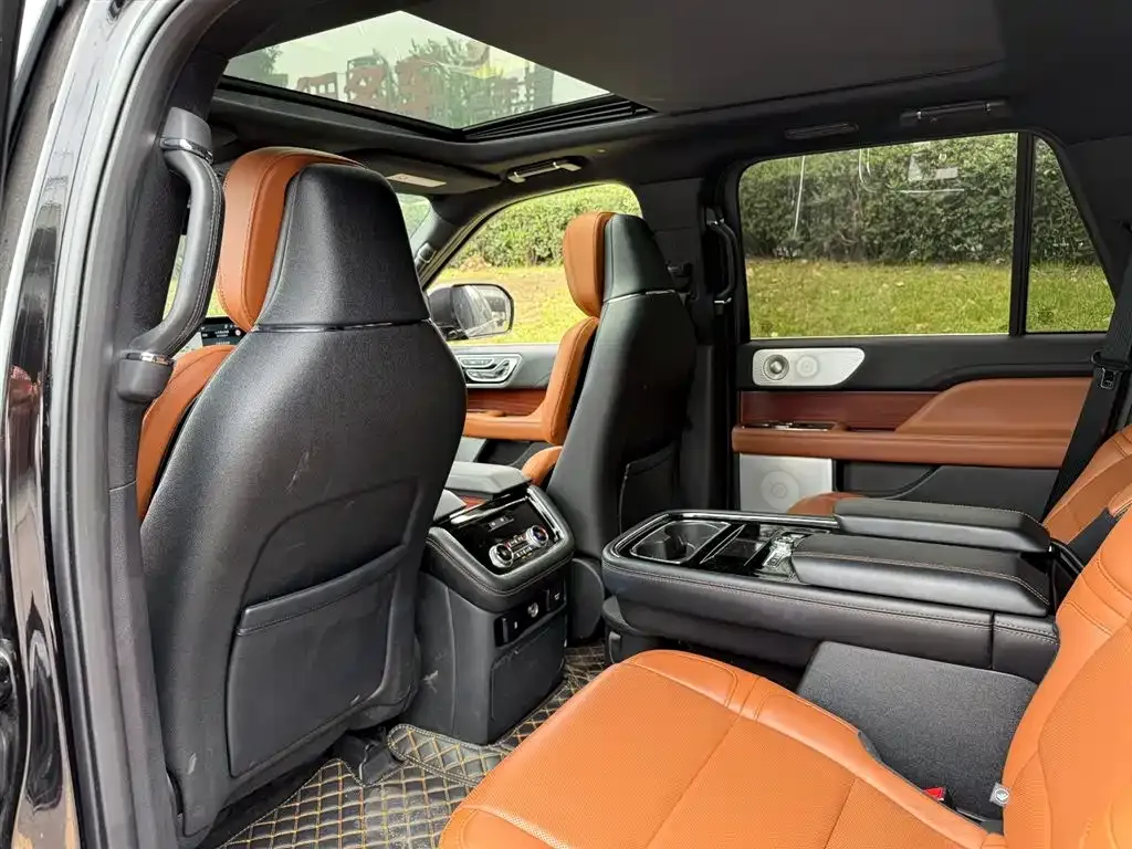 Lincoln Navigator 2021 из CN, фото 6