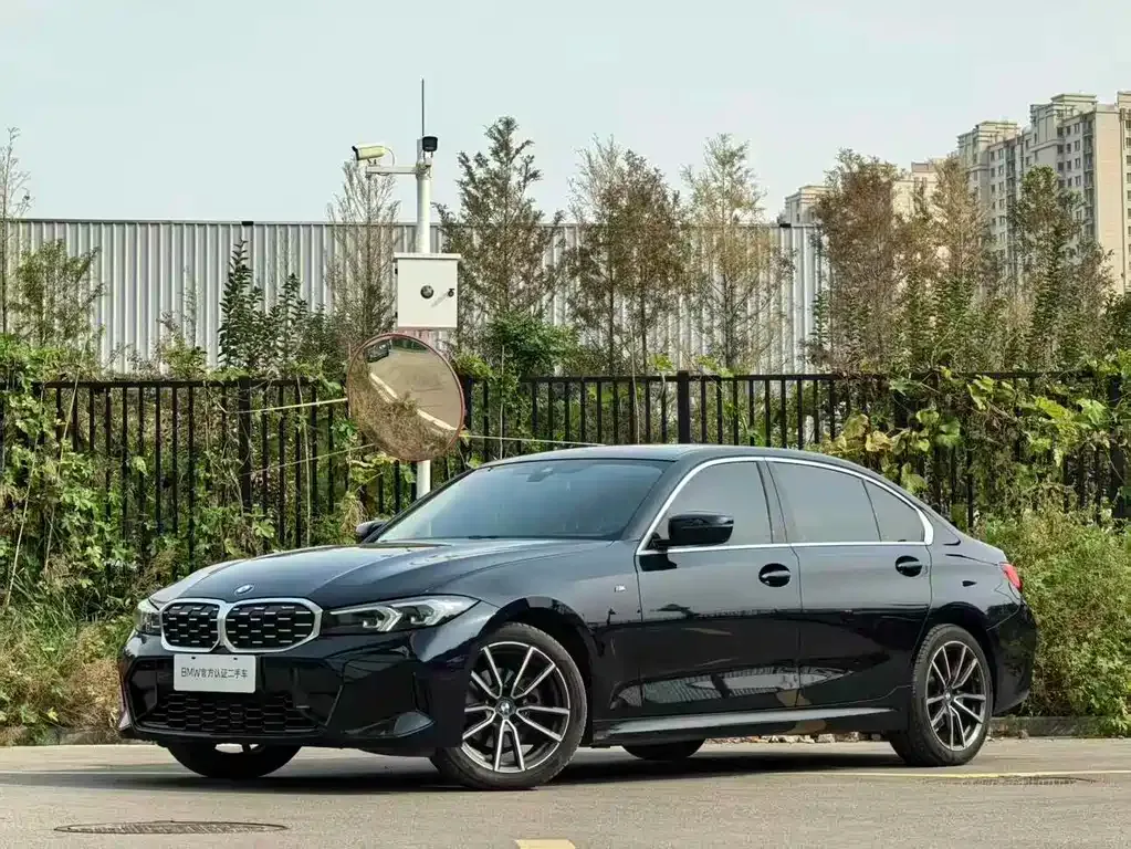 BMW 3 Series — фото 1
