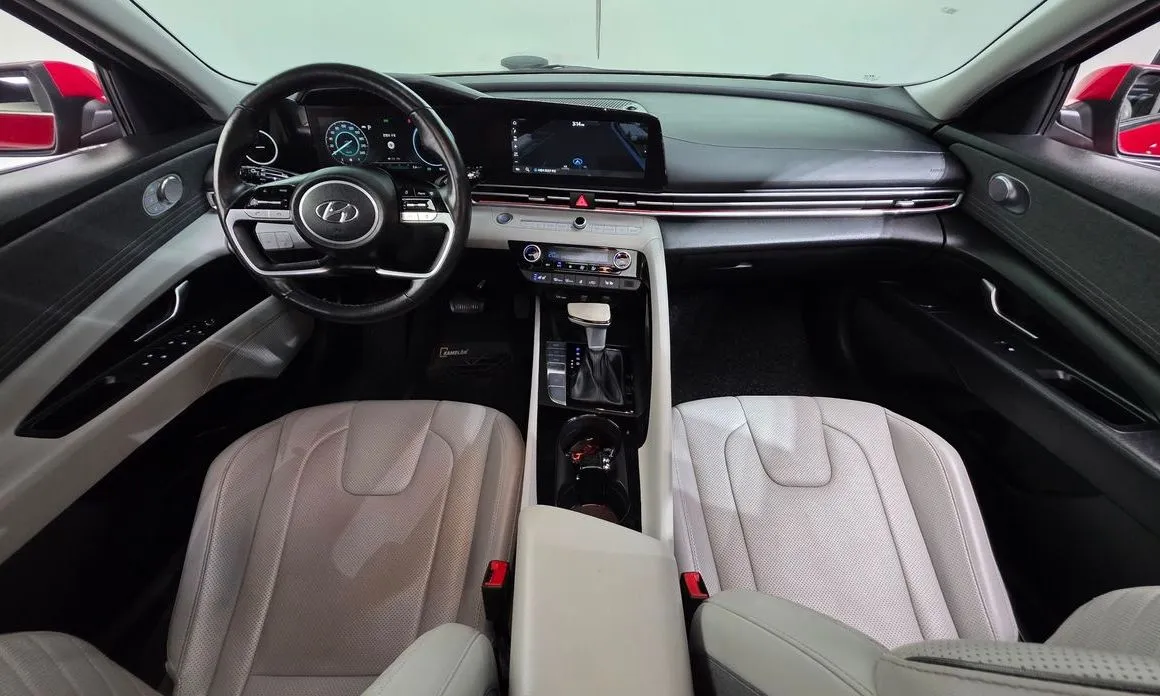 Hyundai AVANTE — фото 2