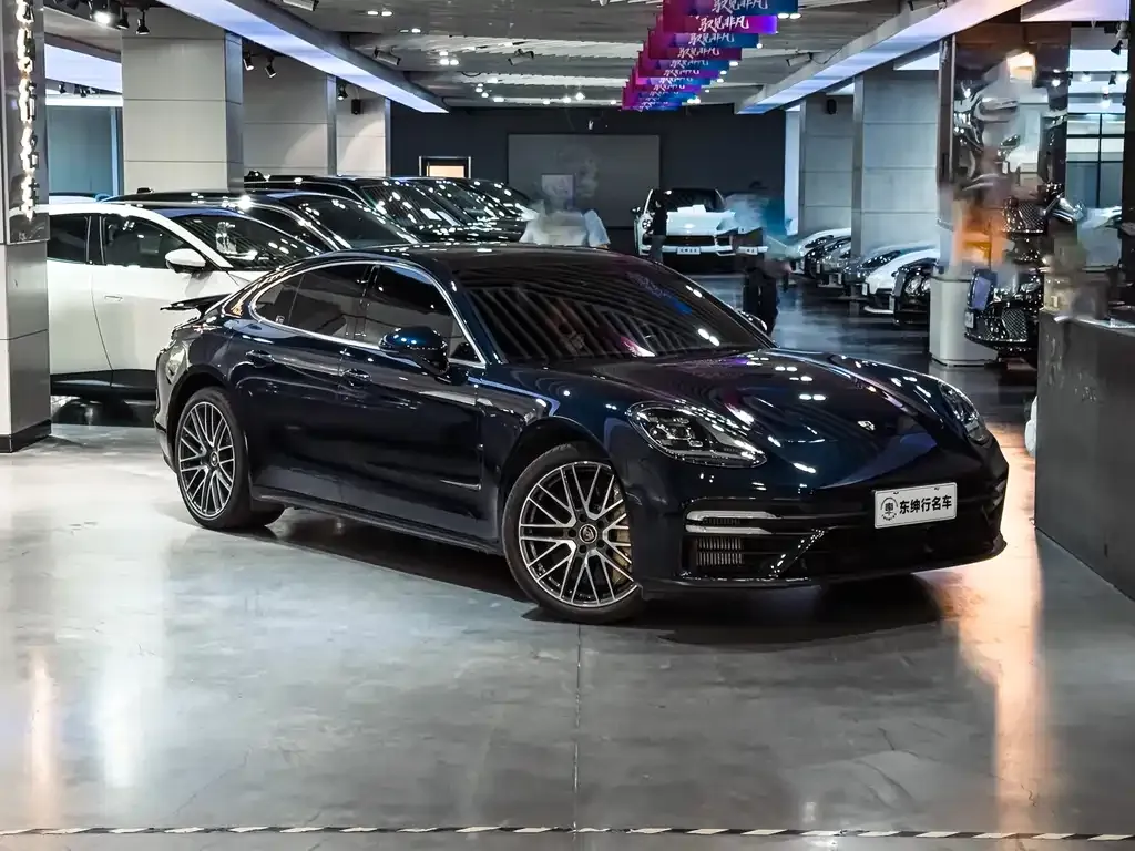 Porsche Panamera — фото 9