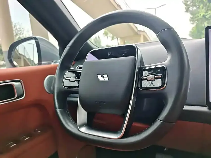 Li Auto L8 2024 из CN, фото 2